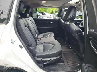 2023 Toyota Highlander XLE - miniatura 17