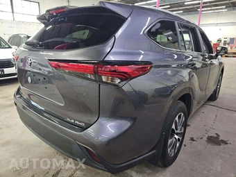 2023 Toyota Highlander XLE - miniatura 3