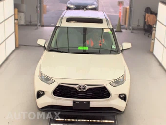 2023 Toyota Highlander XLE - miniatura 2