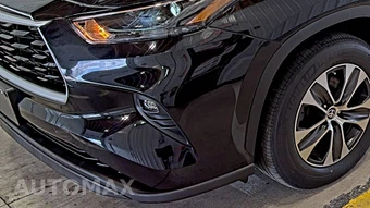 2023 Toyota Highlander XLE - miniatura 7