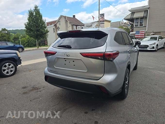 2023 Toyota Highlander XLE - miniatura 3