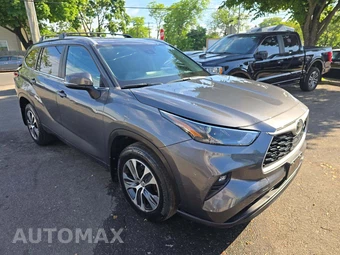 2023 Toyota Highlander XLE - miniatura 4