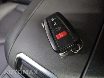 2023 Toyota Highlander XLE - miniatura 8