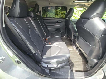 2023 Toyota Highlander XLE - miniatura 17