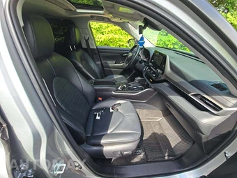 2023 Toyota Highlander XLE - miniatura 19