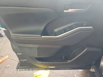 2023 Toyota Highlander XLE - miniatura 9