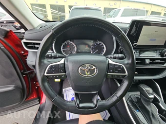 2023 Toyota Highlander XLE - miniatura 10