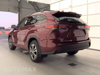 2023 Toyota Highlander XLE - miniatura 6