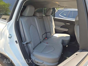 2023 Toyota Highlander XLE - miniatura 17