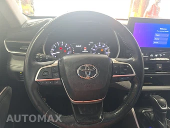 2023 Toyota Highlander XLE - miniatura 10