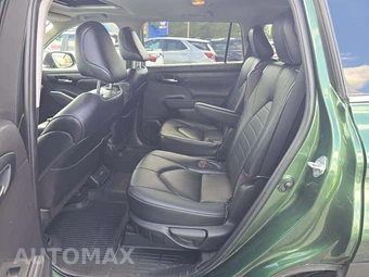 2023 Toyota Highlander XLE - miniatura 10