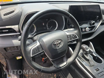 2023 Toyota Highlander XLE - miniatura 10