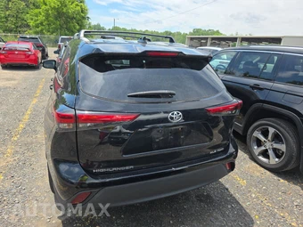 2023 Toyota Highlander XLE - miniatura 5