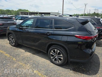 2023 Toyota Highlander XLE - miniatura 6