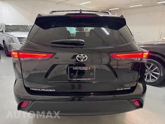 2023 Toyota Highlander XLE - miniatura 4