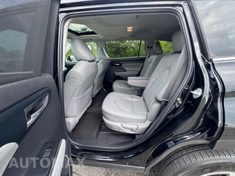 2023 Toyota Highlander XLE - miniatura 26