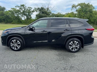 2023 Toyota Highlander XLE - miniatura 7