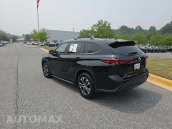 2023 Toyota Highlander XLE - miniatura 2