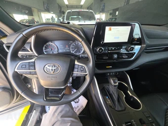2023 Toyota Highlander XSE - miniatura 11
