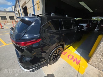 2023 Toyota Highlander XSE - miniatura 4