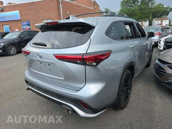 2023 Toyota Highlander XSE - miniatura 3