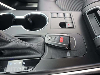 2023 Toyota Highlander XSE - miniatura 8