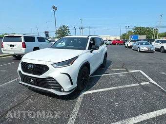 2023 Toyota Highlander XSE