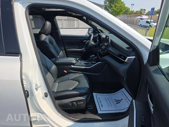 2023 Toyota Highlander XSE - miniatura 16