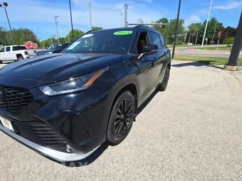 2023 Toyota Highlander XSE