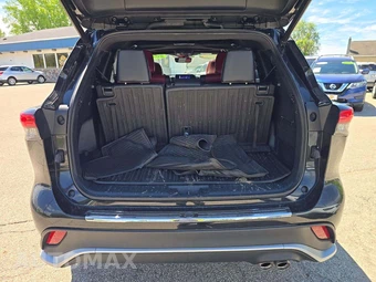 2023 Toyota Highlander XSE – miniatura 12