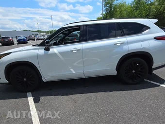 2023 Toyota Highlander XSE - miniatura 3