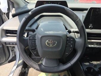 2023 Toyota Prius LE - miniatura 10