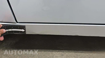 2023 Toyota Prius LE - miniatura 30