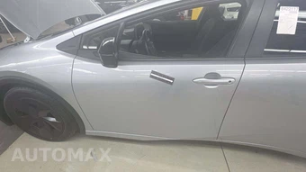 2023 Toyota Prius LE - miniatura 22