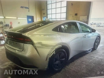 2023 Toyota Prius LE - miniatura 4