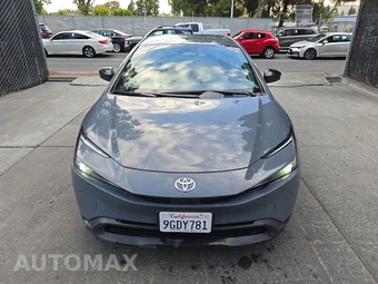 2023 Toyota Prius LE – miniatura 2