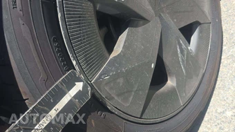2023 Toyota Prius LE – miniatura 31