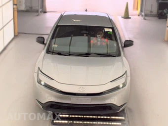 2023 Toyota Prius LE - miniatura 2