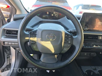 2023 Toyota Prius LE – miniatura 10