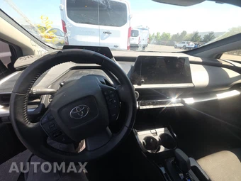 2023 Toyota Prius LE - miniatura 11