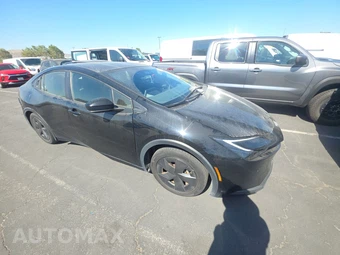 2023 Toyota Prius LE - miniatura 3