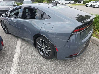 2023 Toyota Prius Limited - miniatura 2