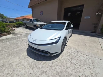 2023 Toyota Prius XLE