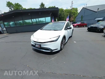 2023 Toyota Prius XLE