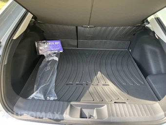 2023 Toyota Prius XLE - miniatura 10