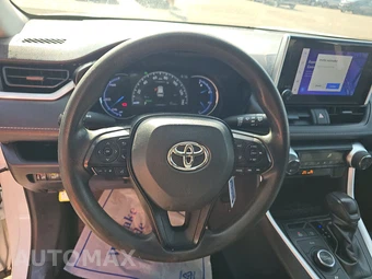 2023 Toyota RAV4 Hybrid LE – miniatura 10