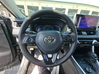 2023 Toyota RAV4 Hybrid LE - miniatura 10