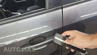 2023 Toyota RAV4 Hybrid LE - miniatura 23