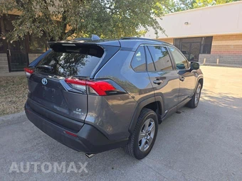 2023 Toyota RAV4 Hybrid LE - miniatura 3