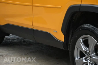 2023 Toyota RAV4 Hybrid LE - miniatura 9